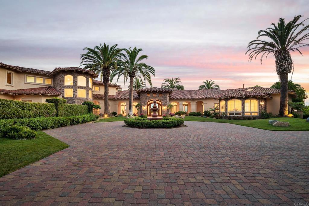 6868 Spyglass Lane