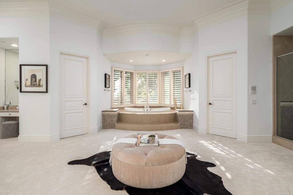 6868 Spyglass Lane