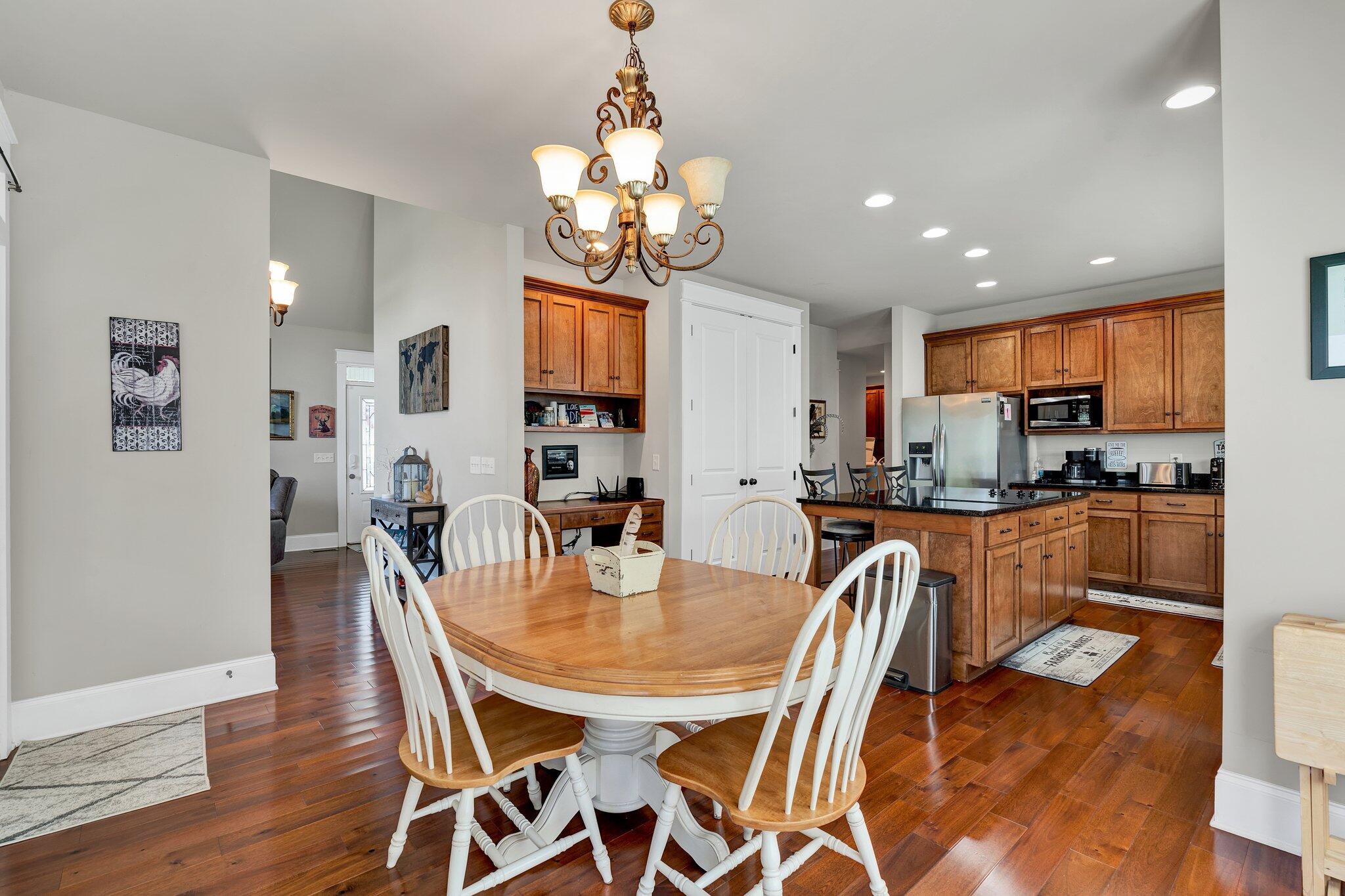 952 Union Road SE