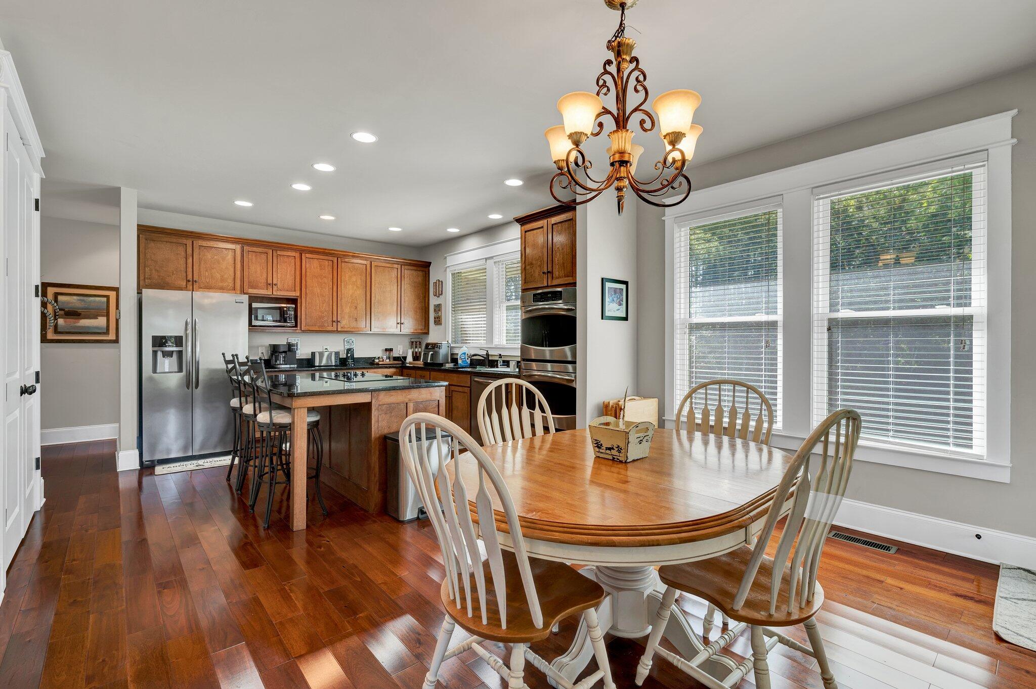 952 Union Road SE