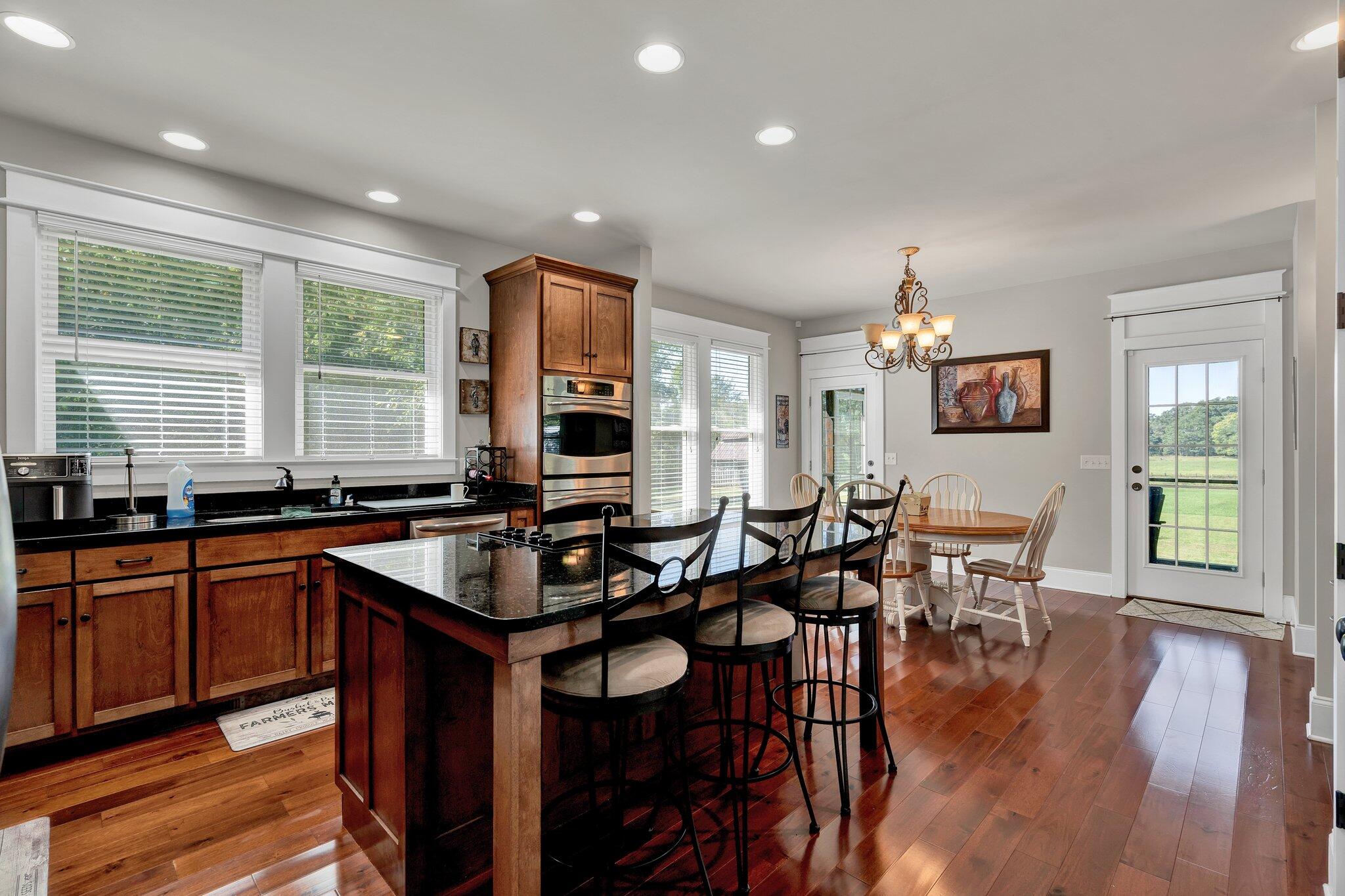 952 Union Road SE