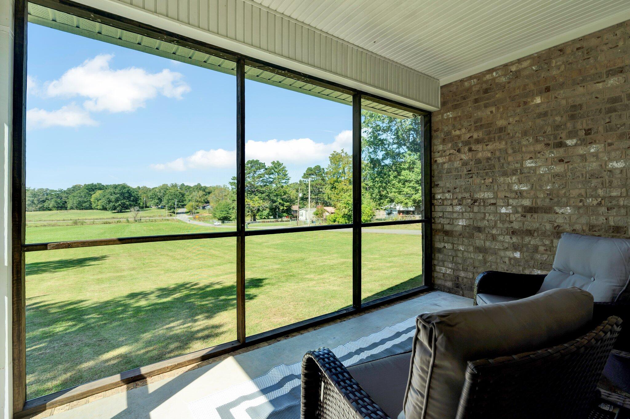 952 Union Road SE