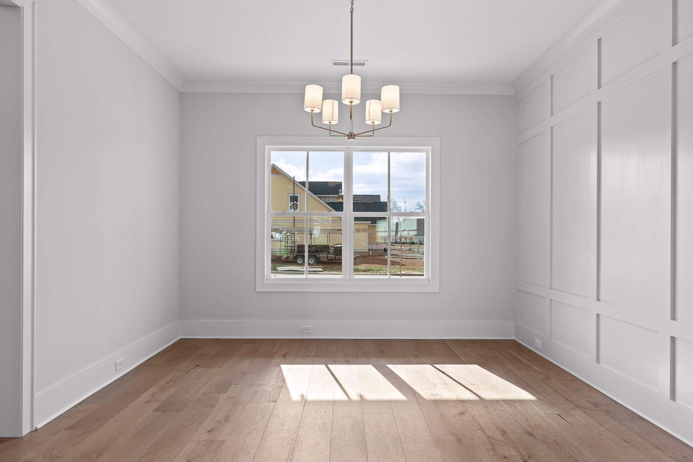 7901 Vervena Drive, 10