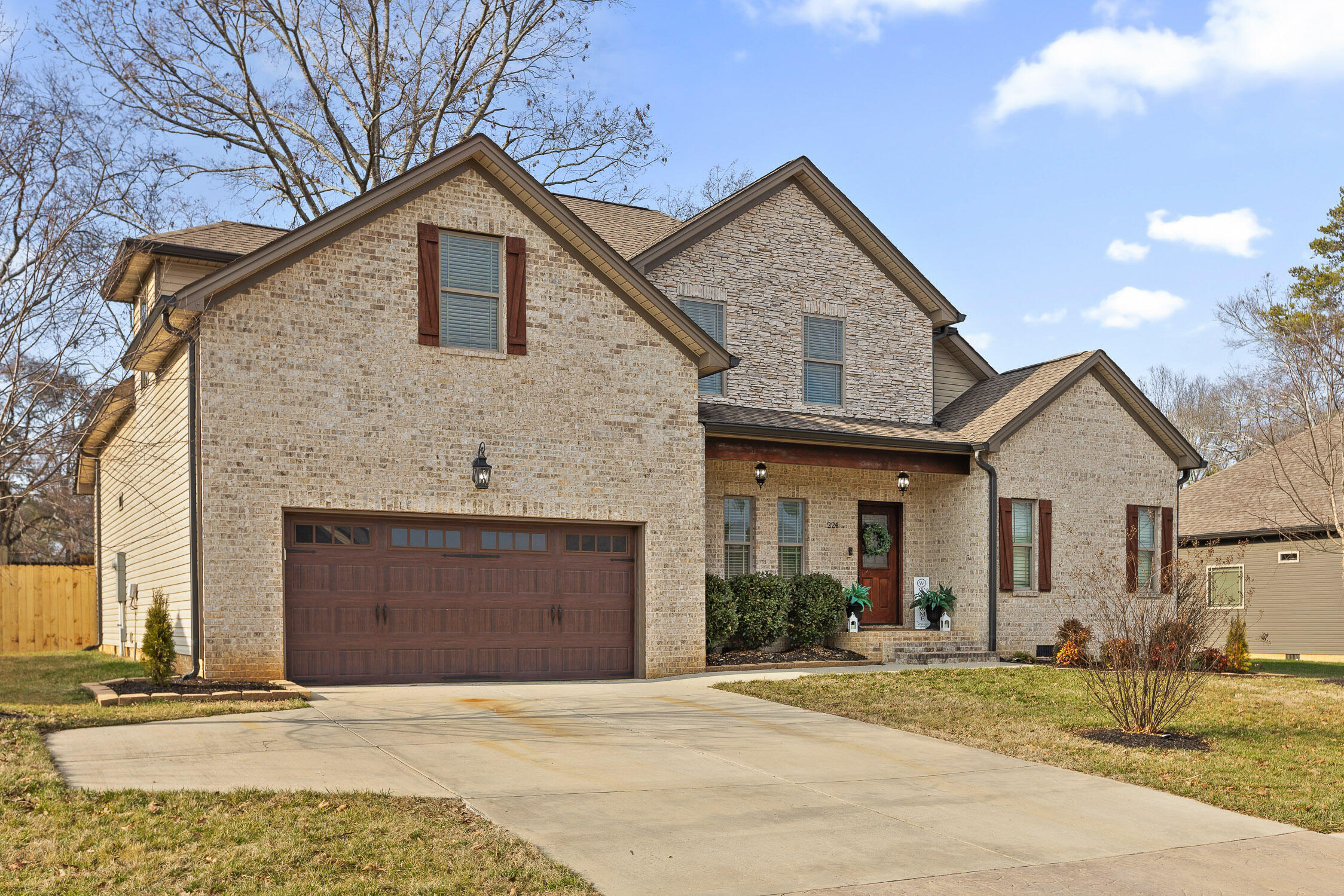 224 Eagle Creek Road NW