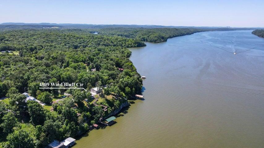 4809 Wind Bluff Circle