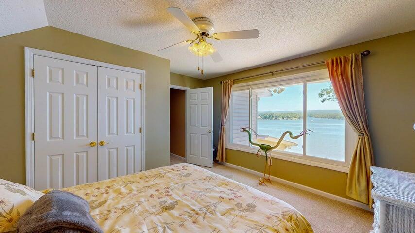 4809 Wind Bluff Circle