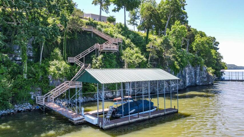 4809 Wind Bluff Circle