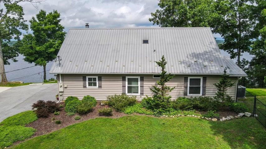 4809 Wind Bluff Circle