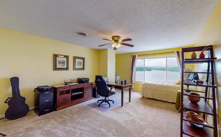 4809 Wind Bluff Circle