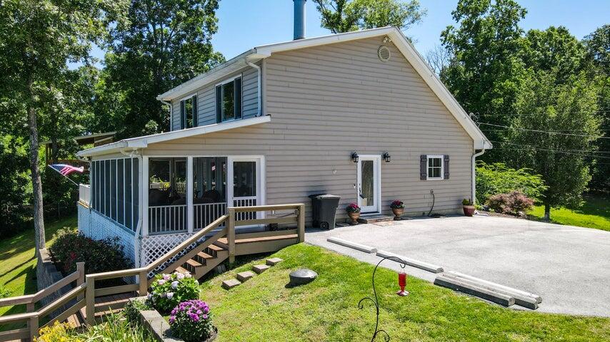 4809 Wind Bluff Circle