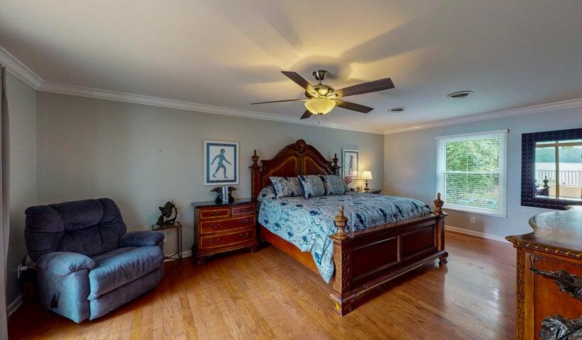 4809 Wind Bluff Circle