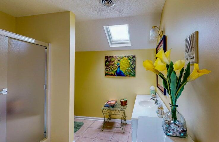 4809 Wind Bluff Circle