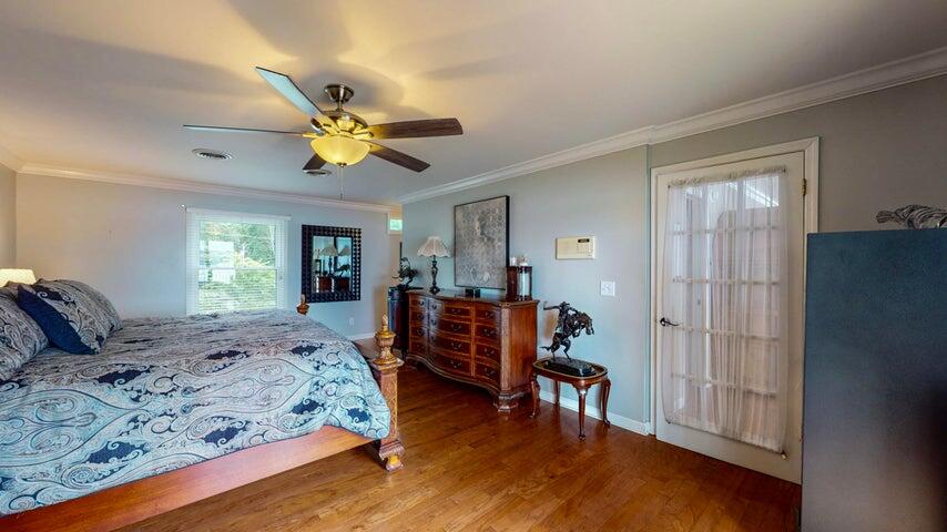 4809 Wind Bluff Circle