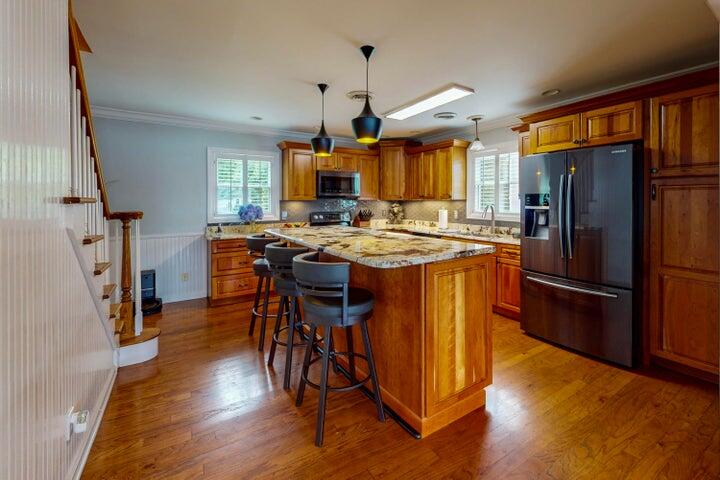 4809 Wind Bluff Circle