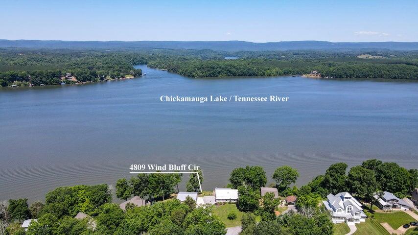 4809 Wind Bluff Circle