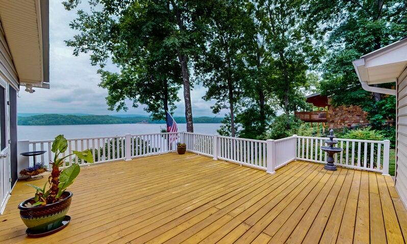 4809 Wind Bluff Circle