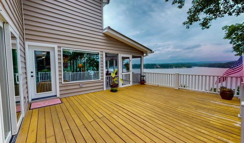 4809 Wind Bluff Circle