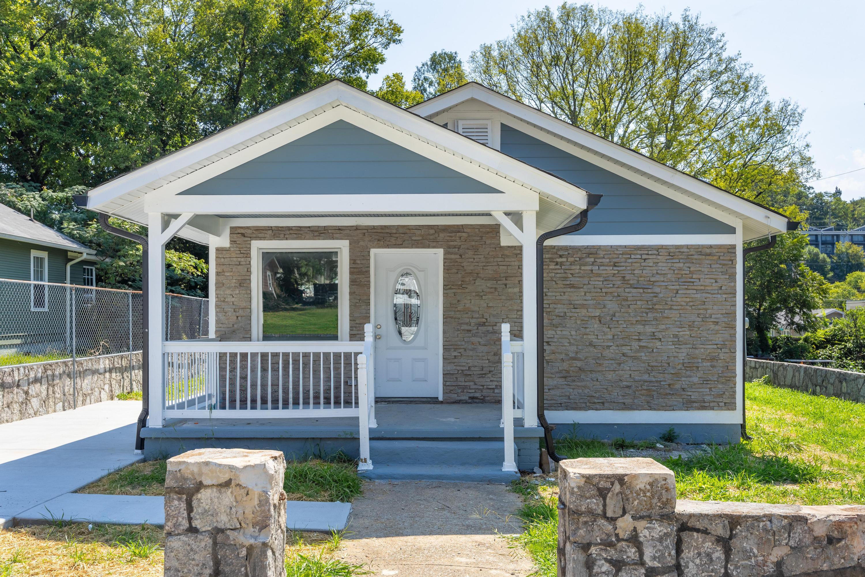 702 Snow Street
