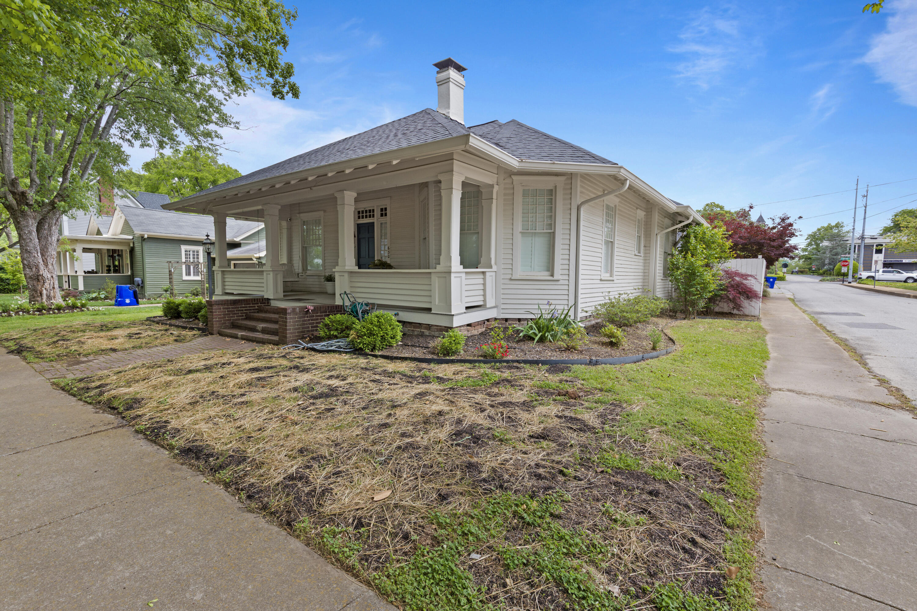 630 NW Worth Street