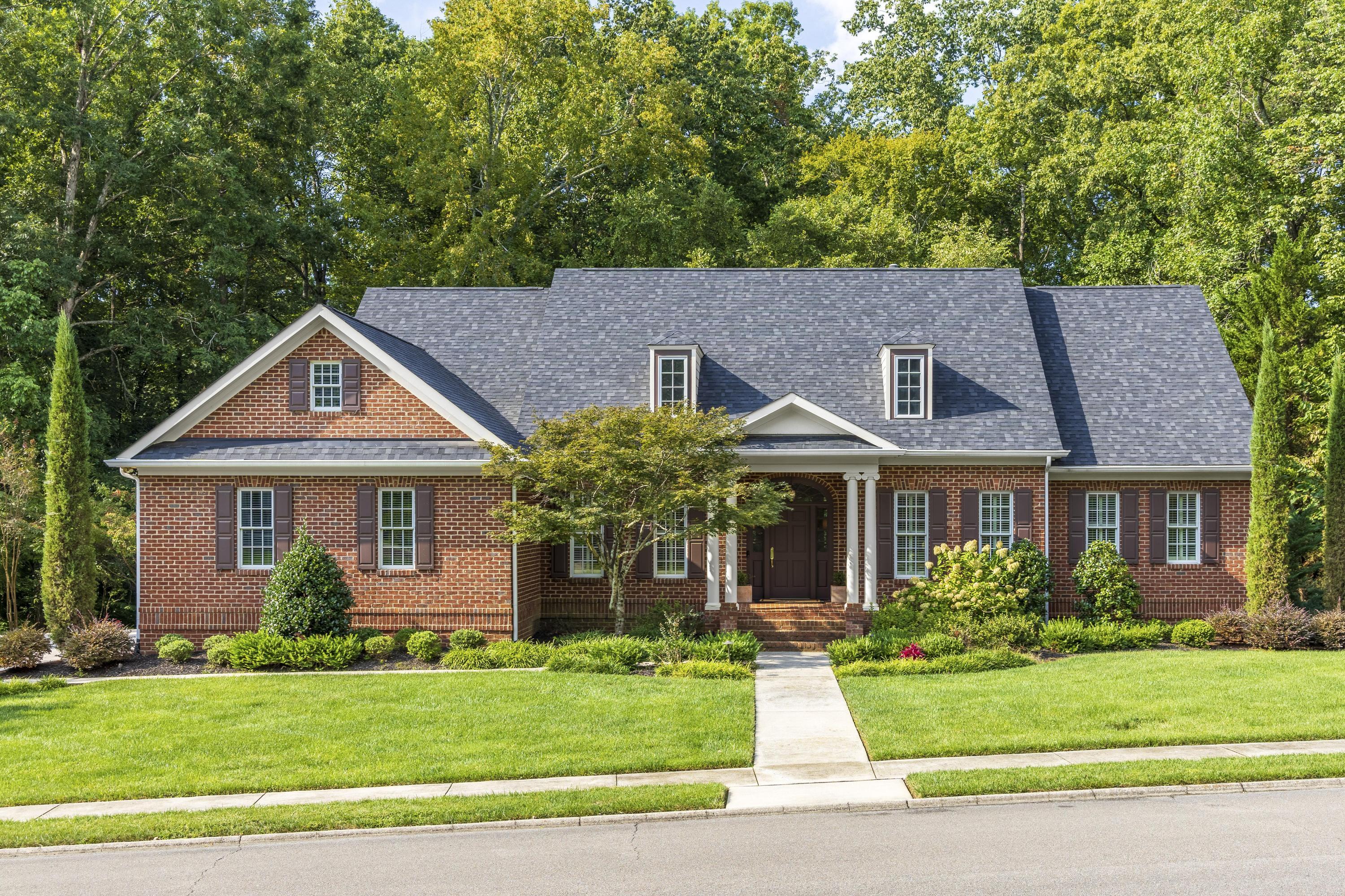 415 Anatole Lane NW
