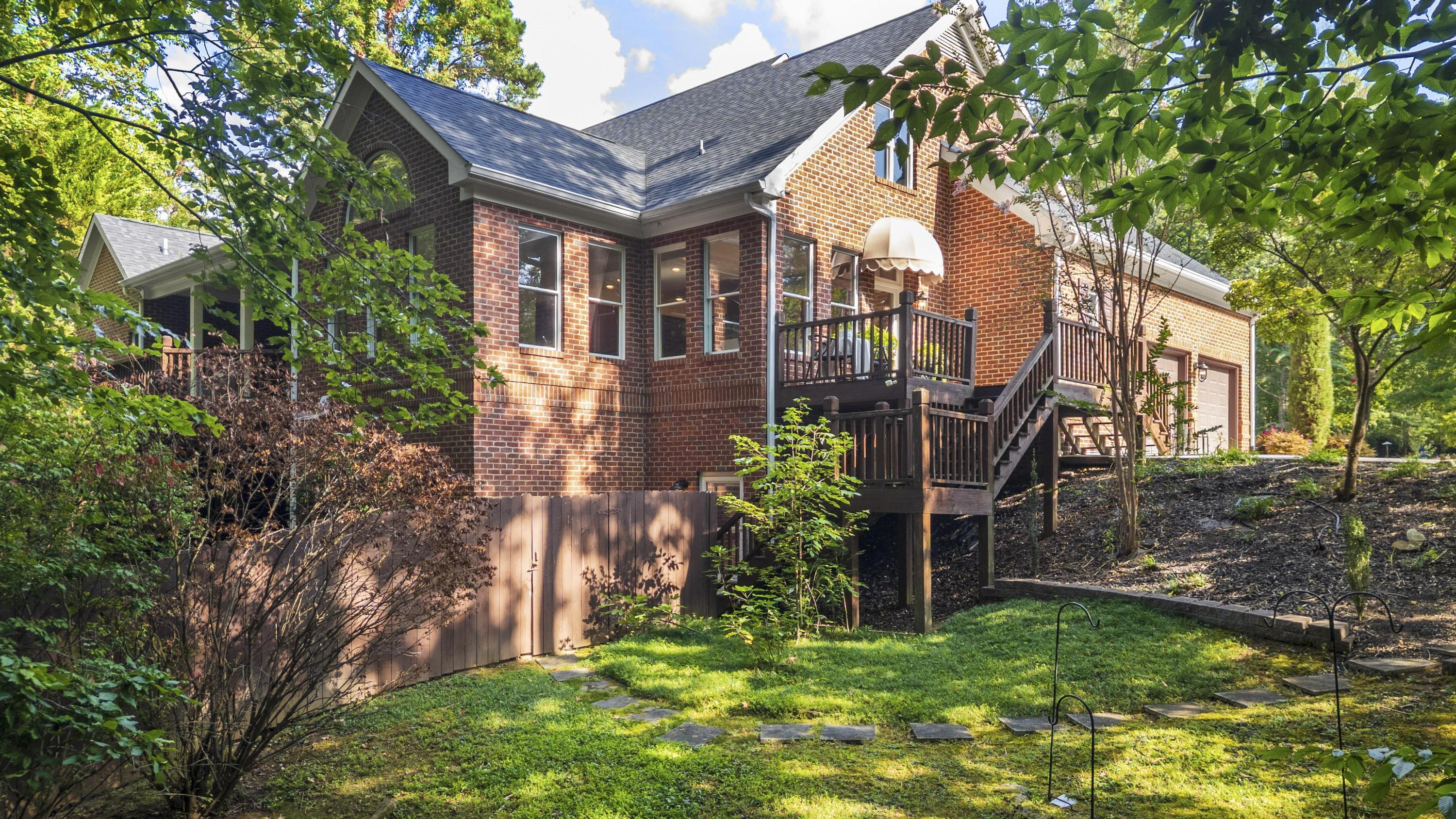 415 Anatole Lane NW
