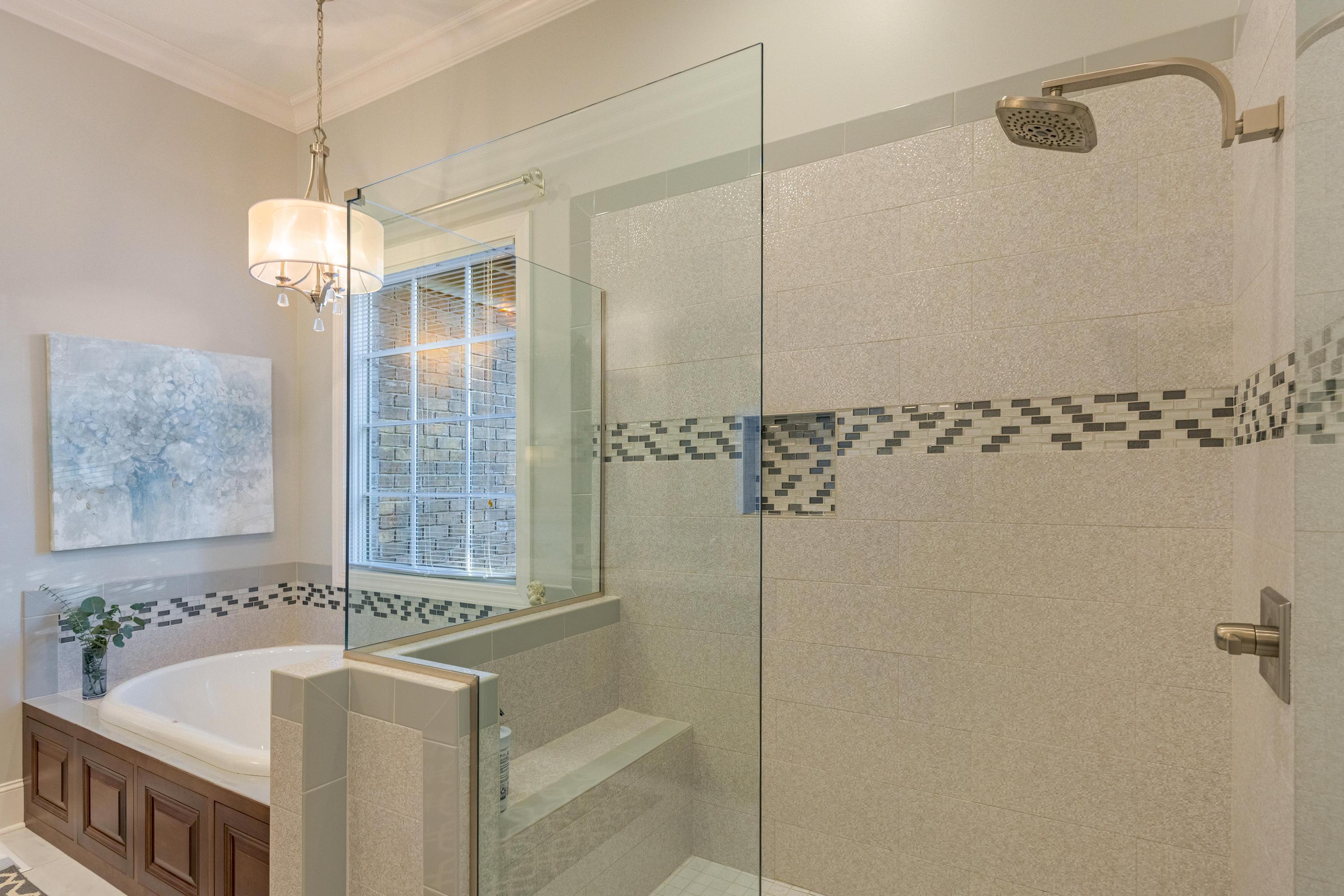 170 Litchfield Lane NW, Cleveland