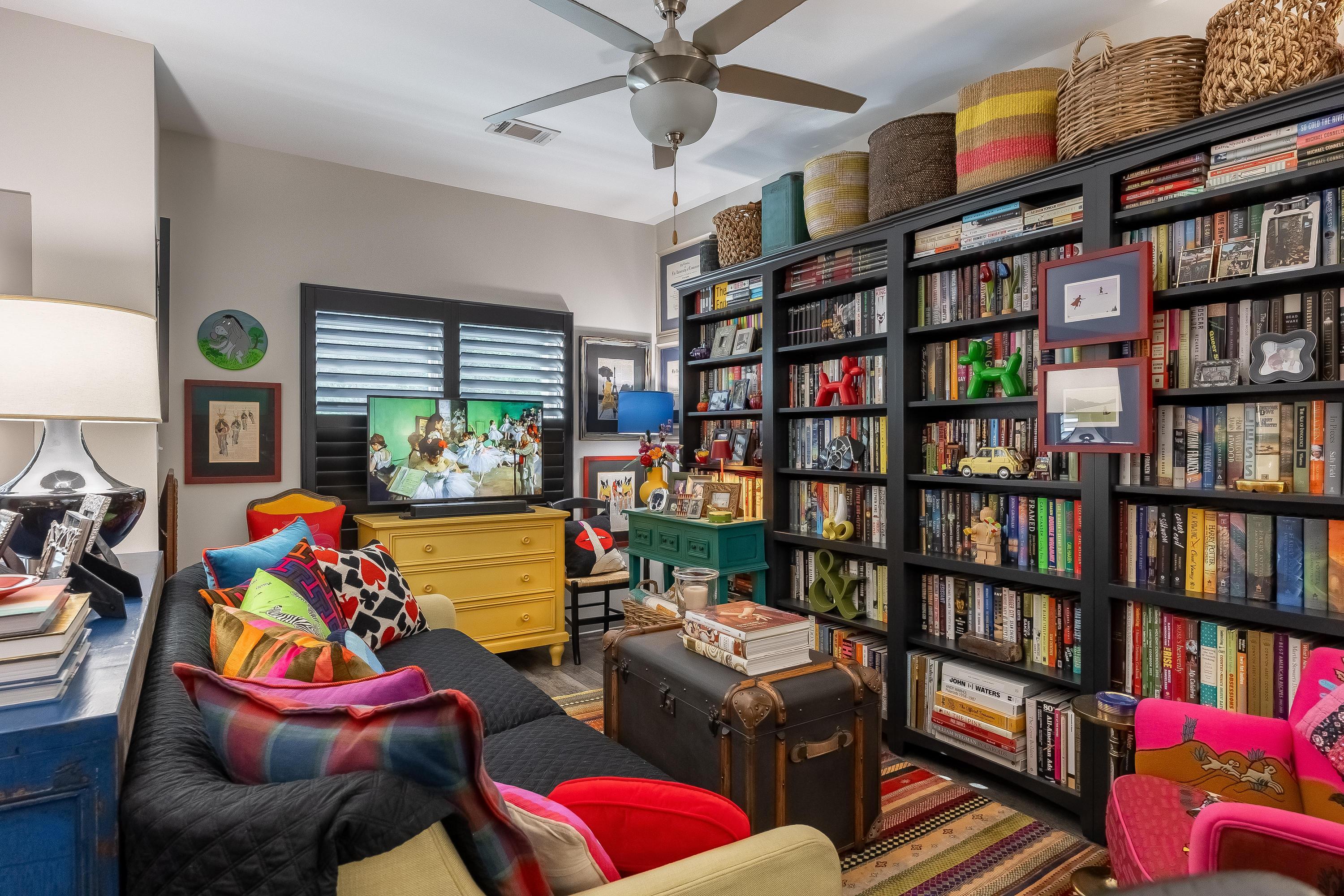 782 Riverfront Parkway, 416
