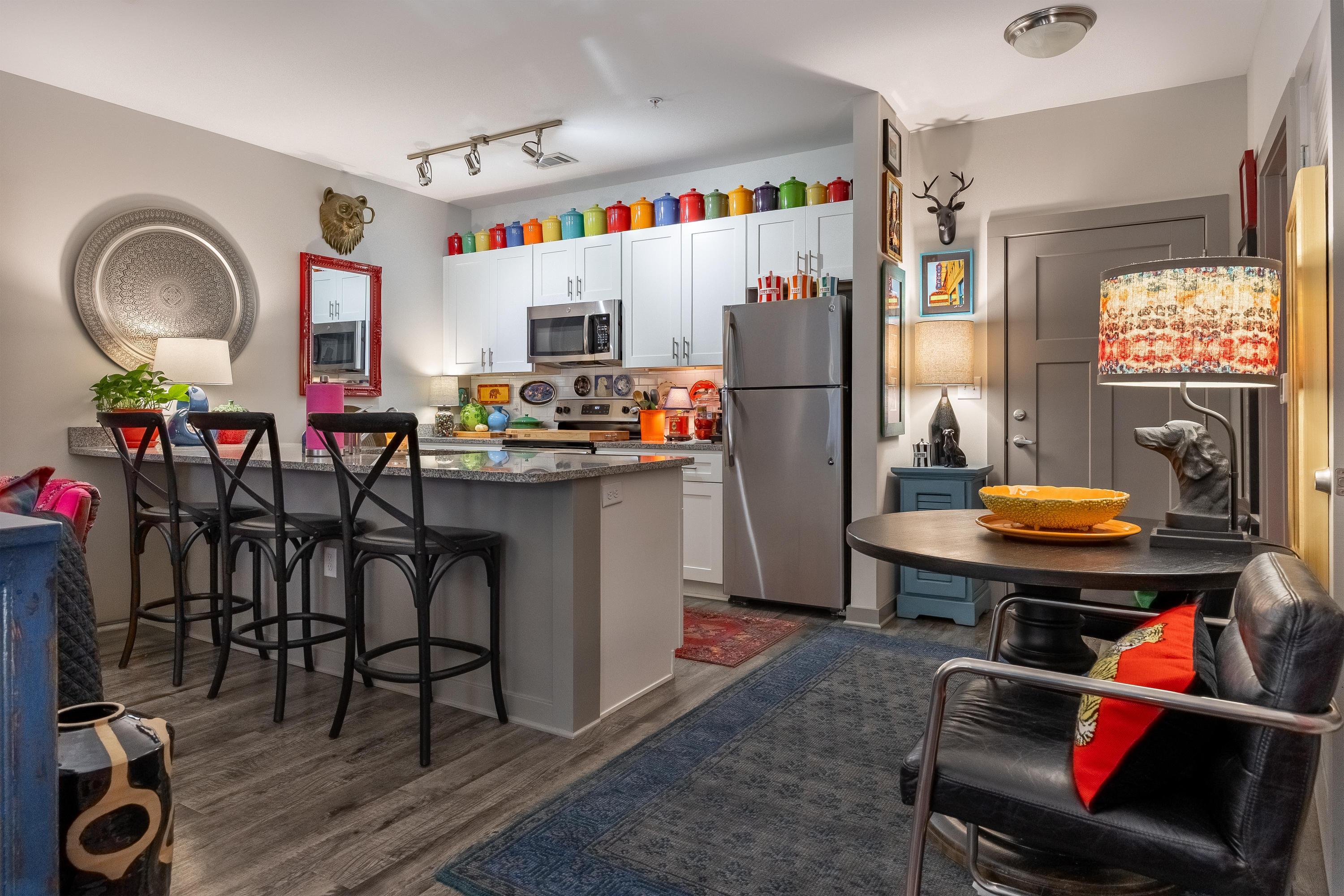 782 Riverfront Parkway, 416