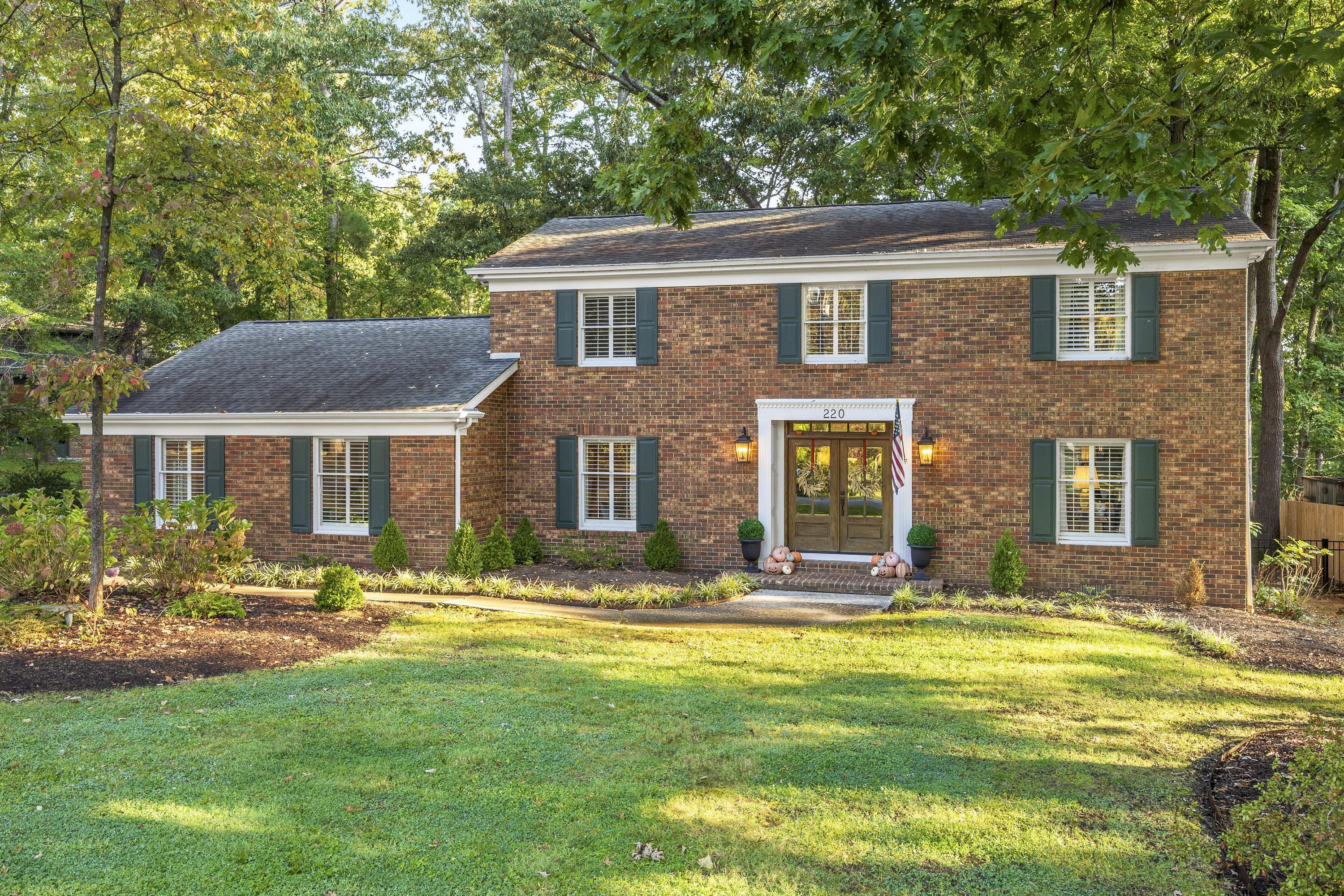 220 Blueberry Hill Road NW