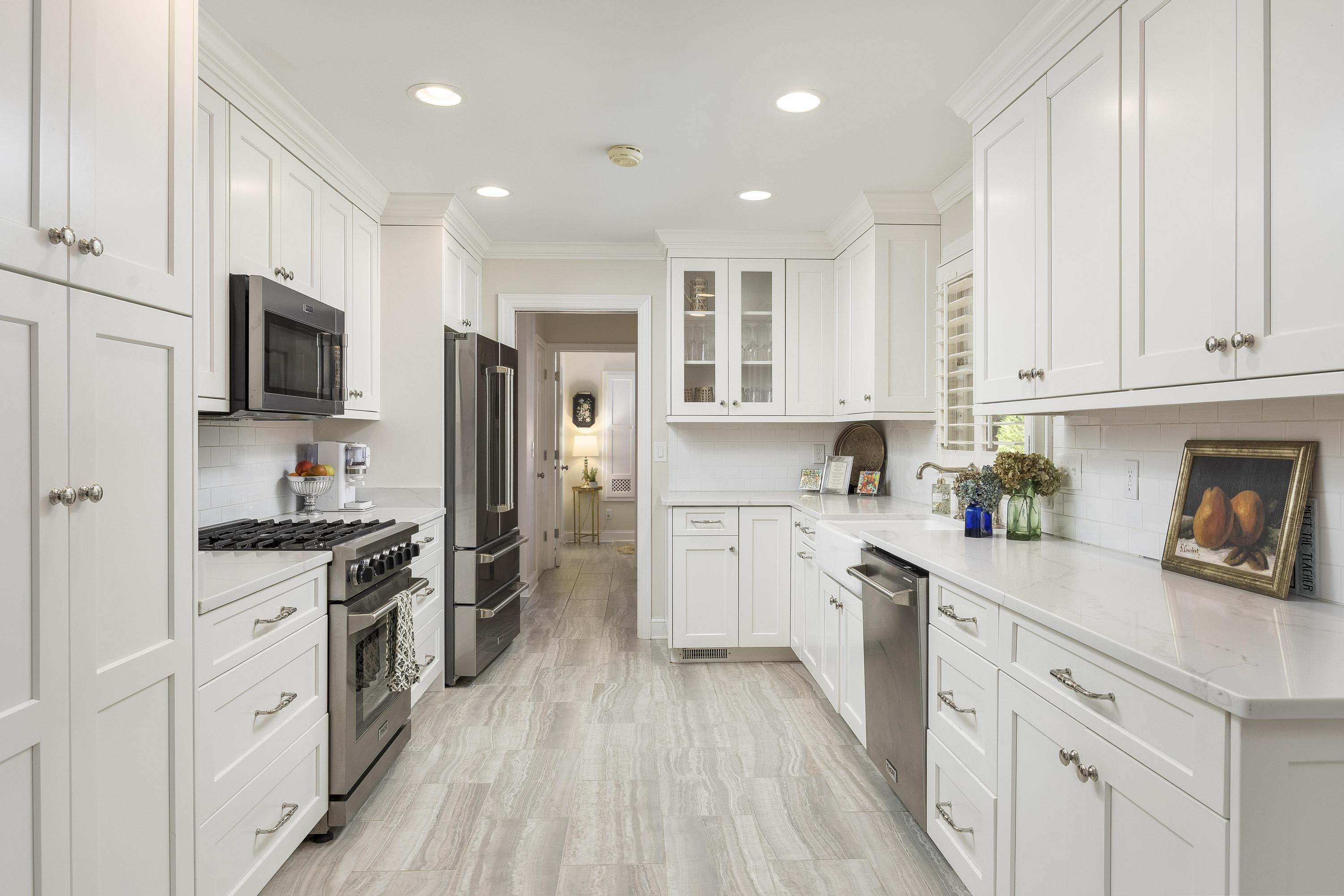 220 Blueberry Hill Road NW