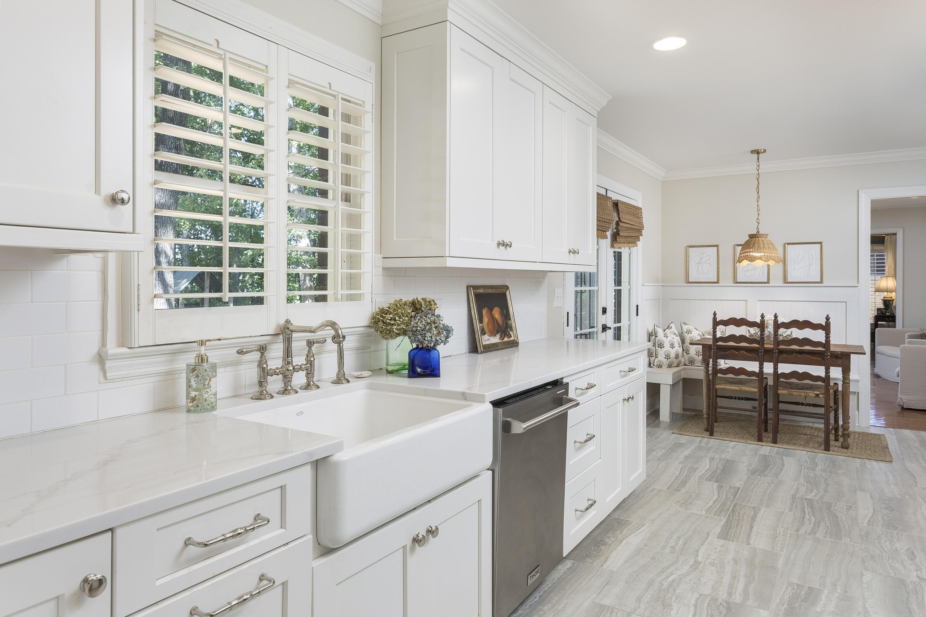 220 Blueberry Hill Road NW