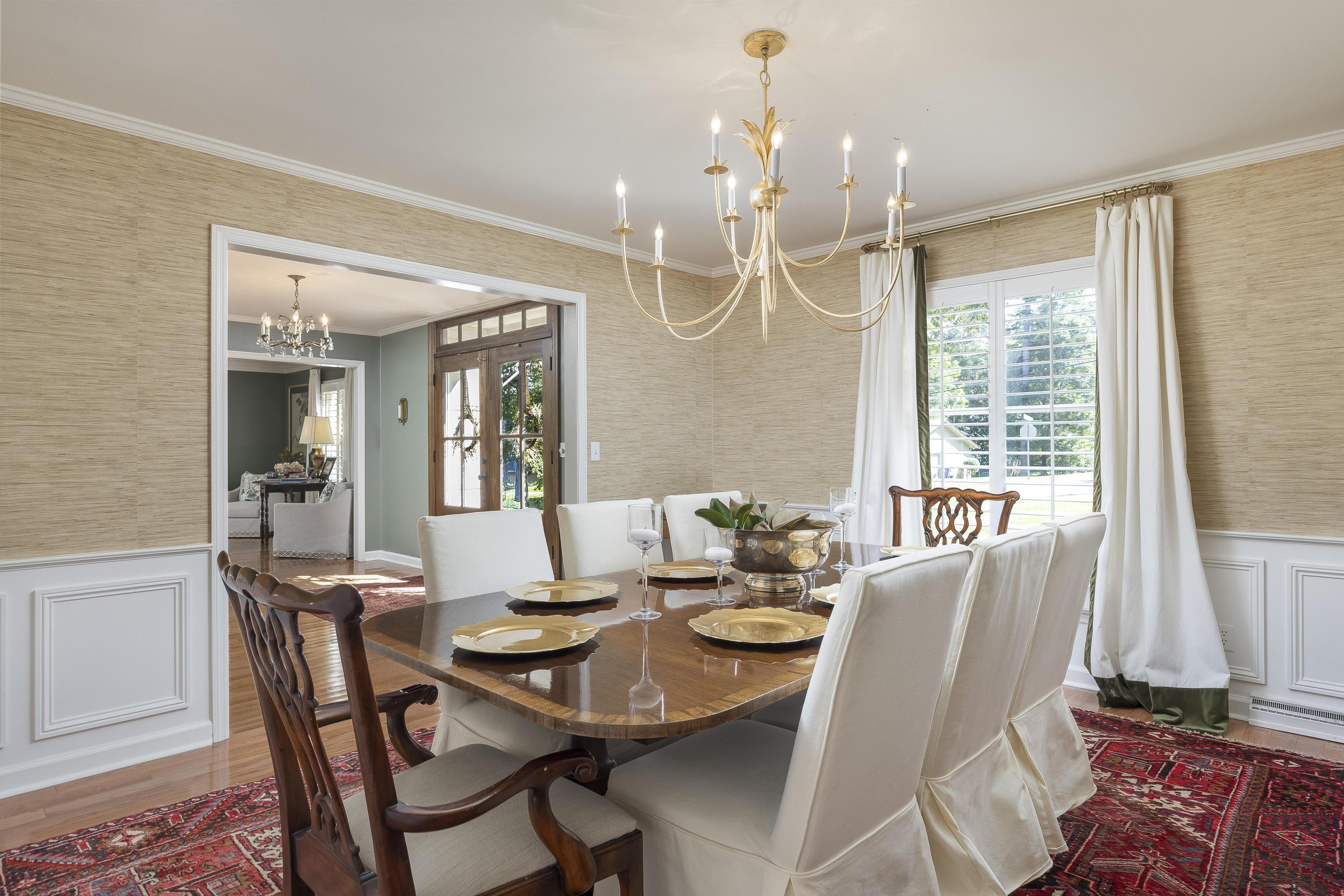 220 Blueberry Hill Road NW