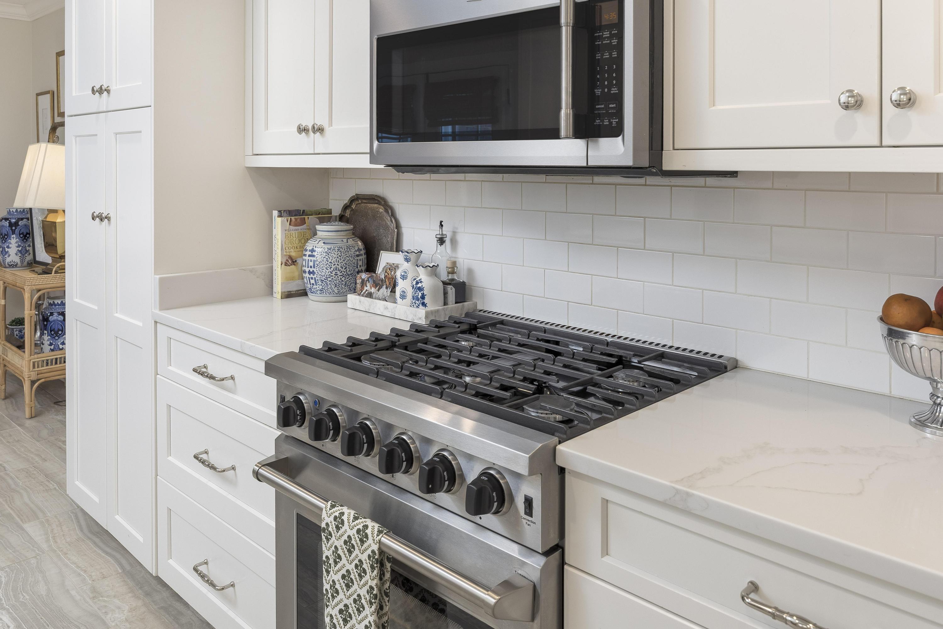 220 Blueberry Hill Road NW