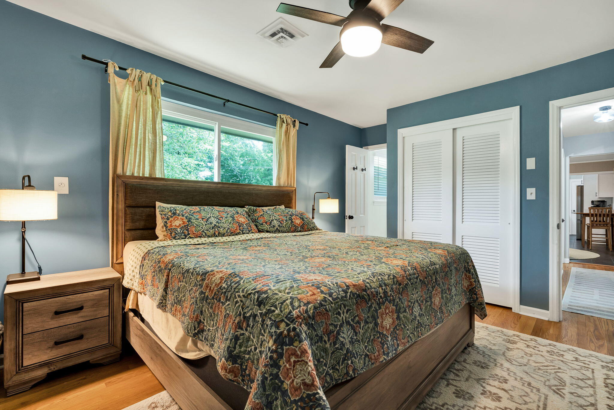 1412 Clearpoint Circle