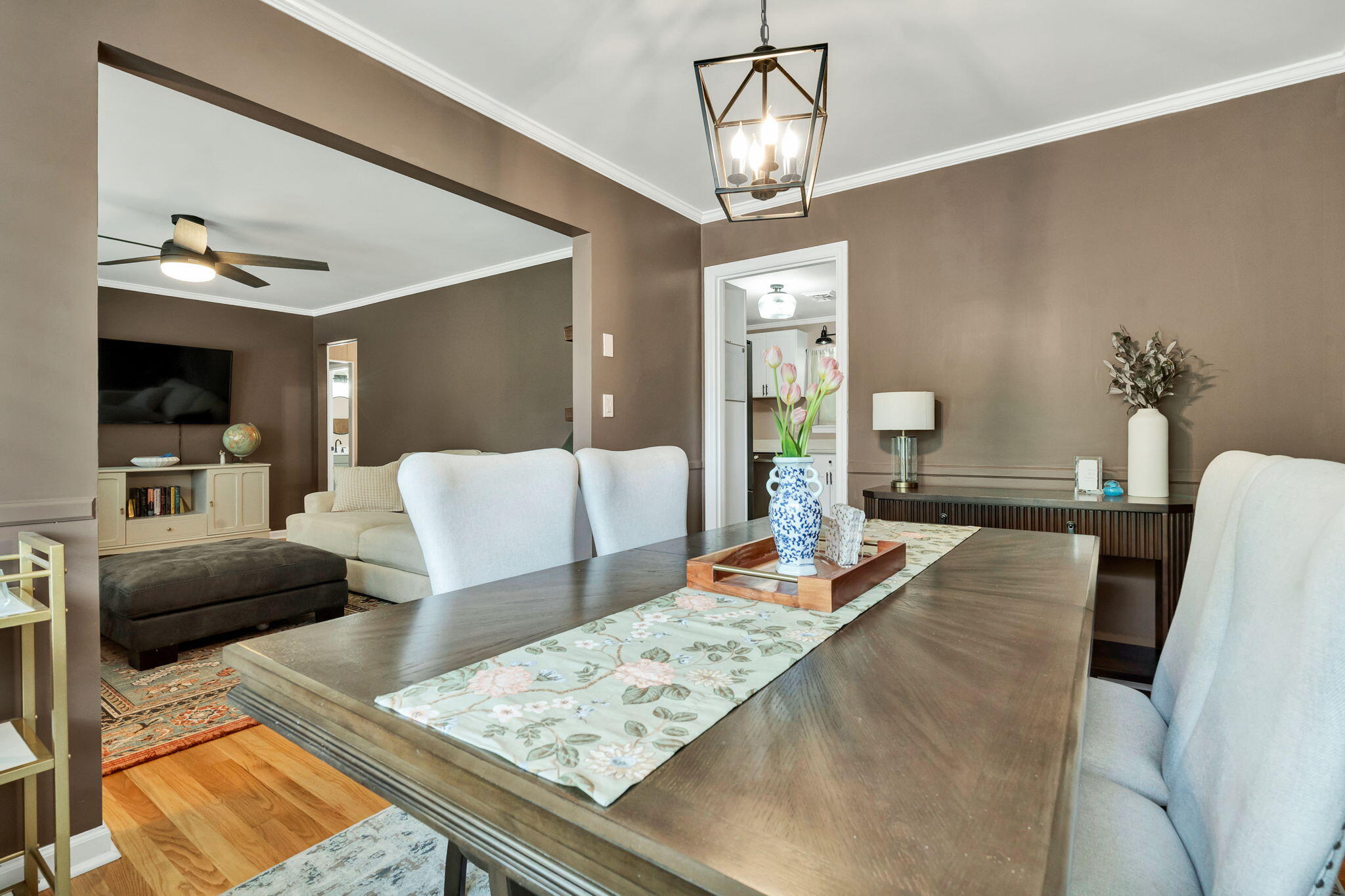 1412 Clearpoint Circle