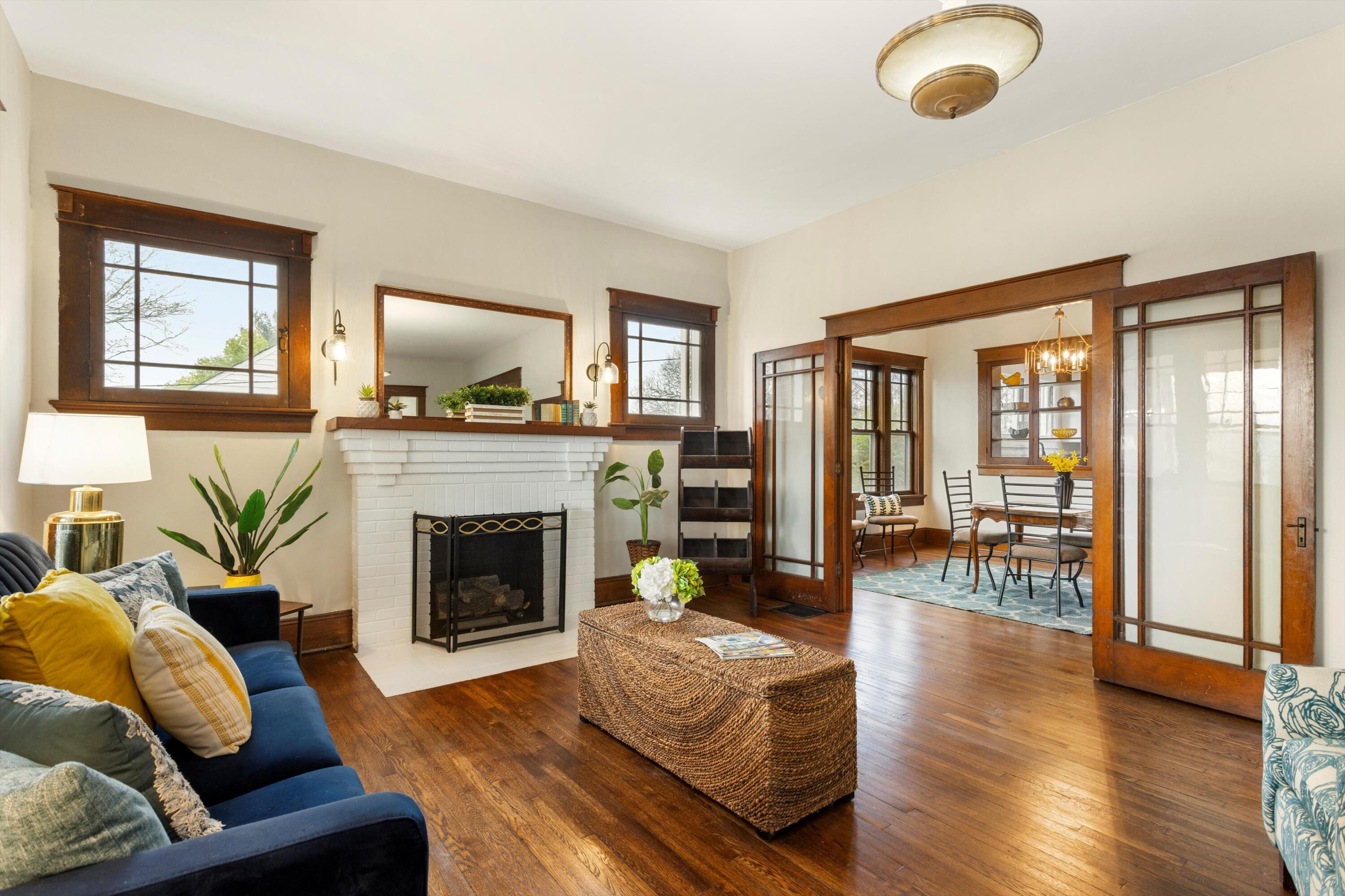 561 Highland Avenue NW
