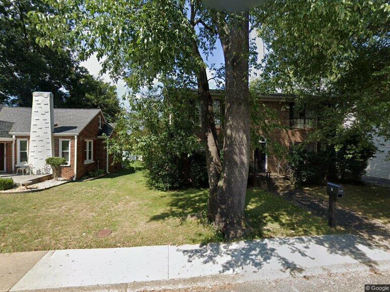 735/737 Spring Street NW