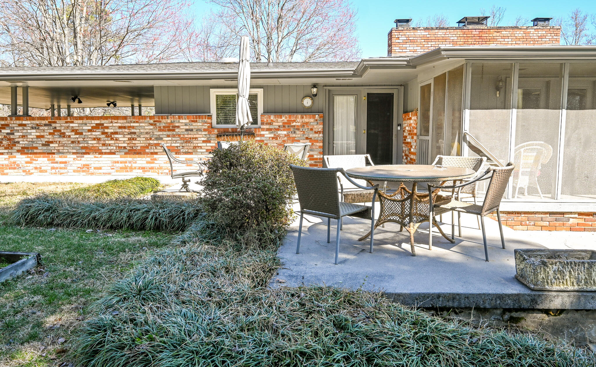2429 Walnut Drive NW