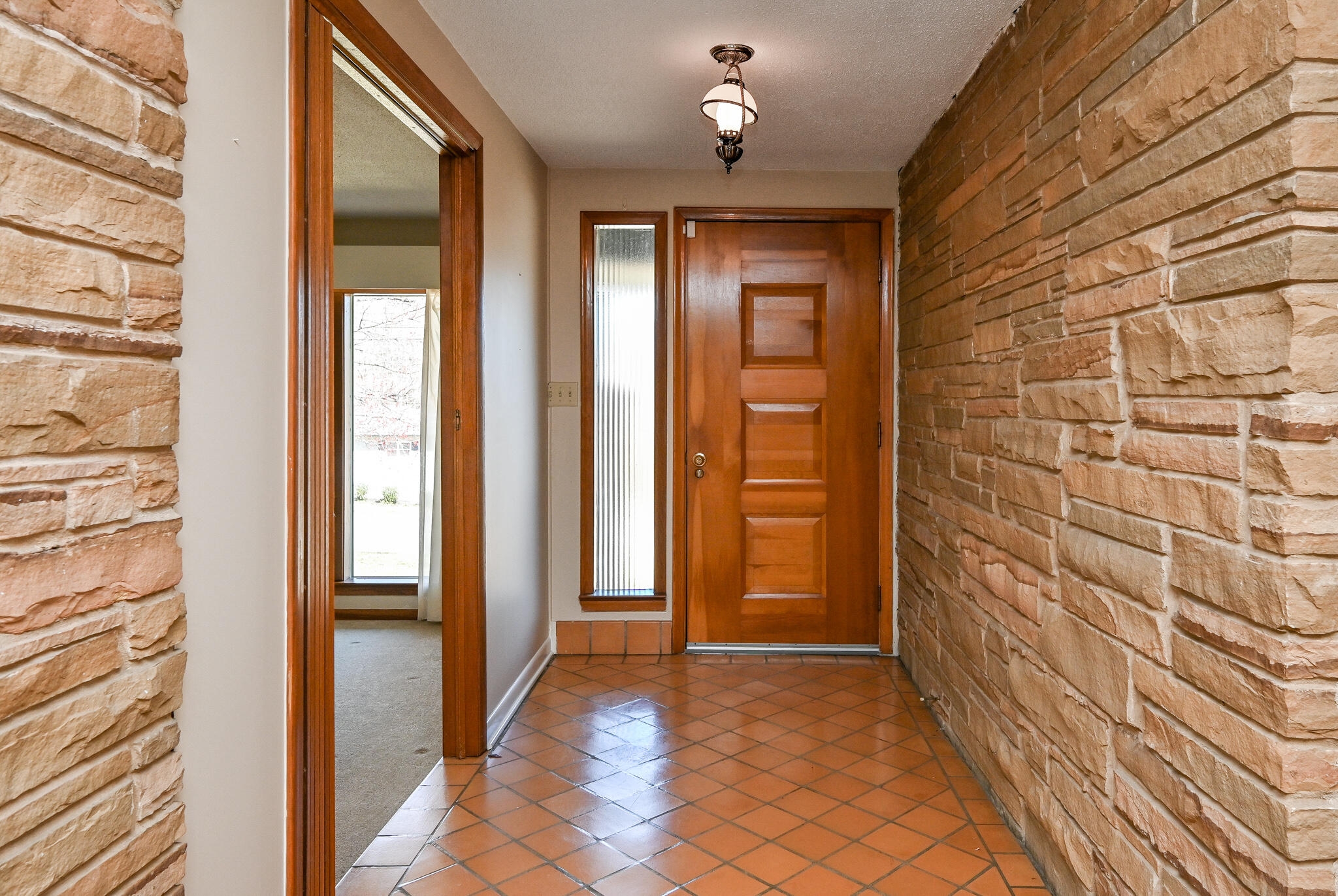 2429 Walnut Drive NW