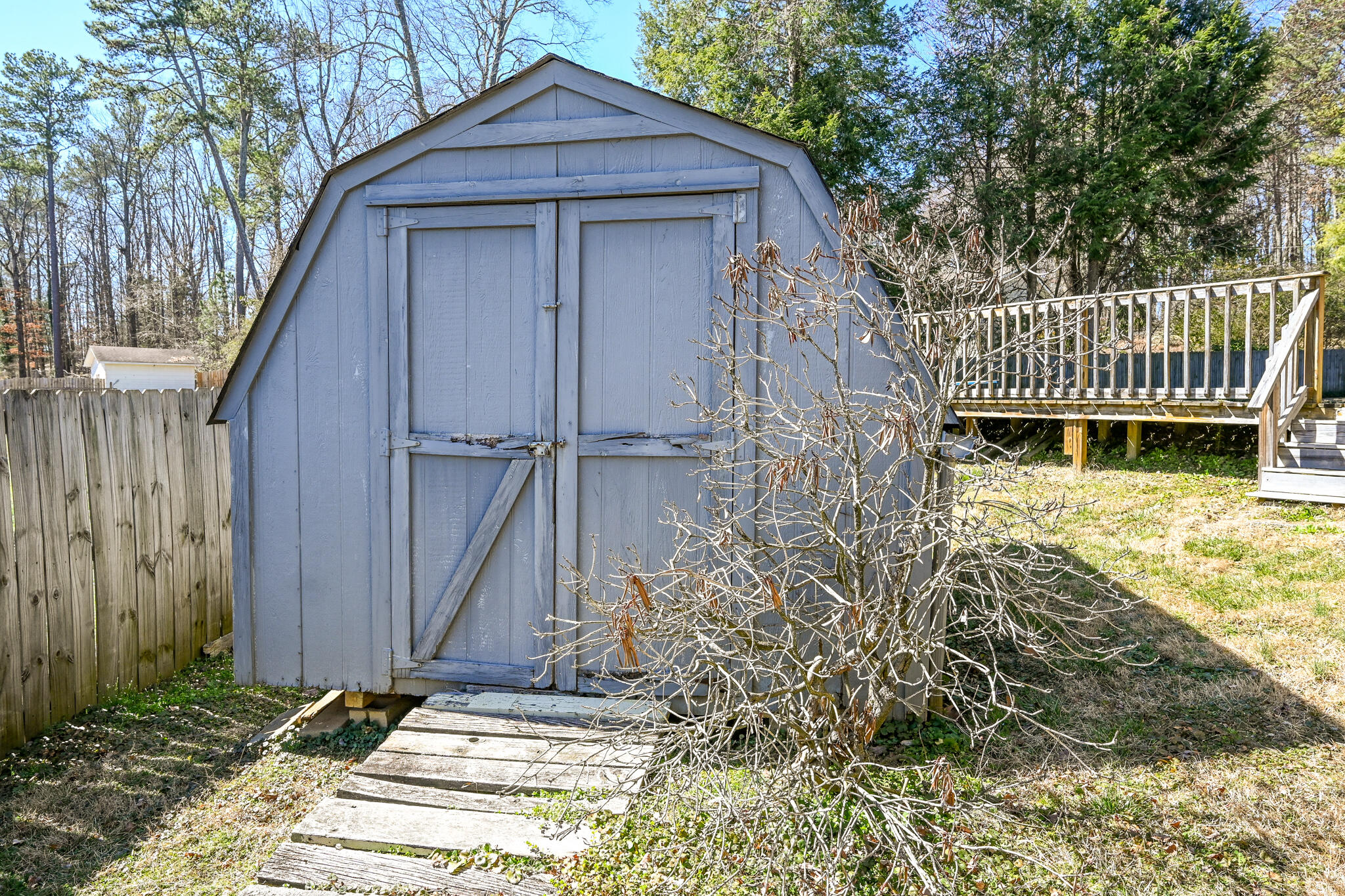2429 Walnut Drive NW