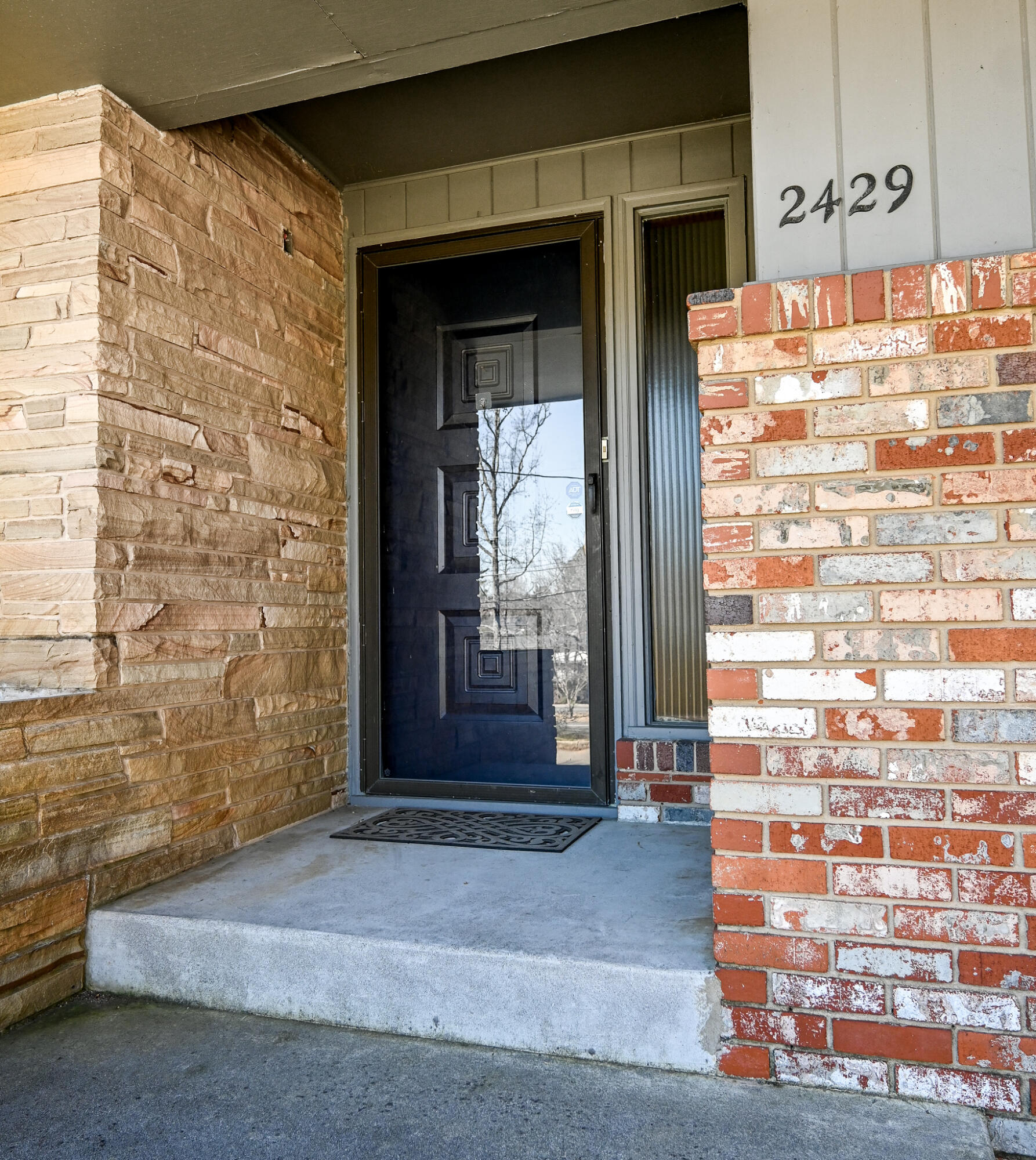 2429 Walnut Drive NW