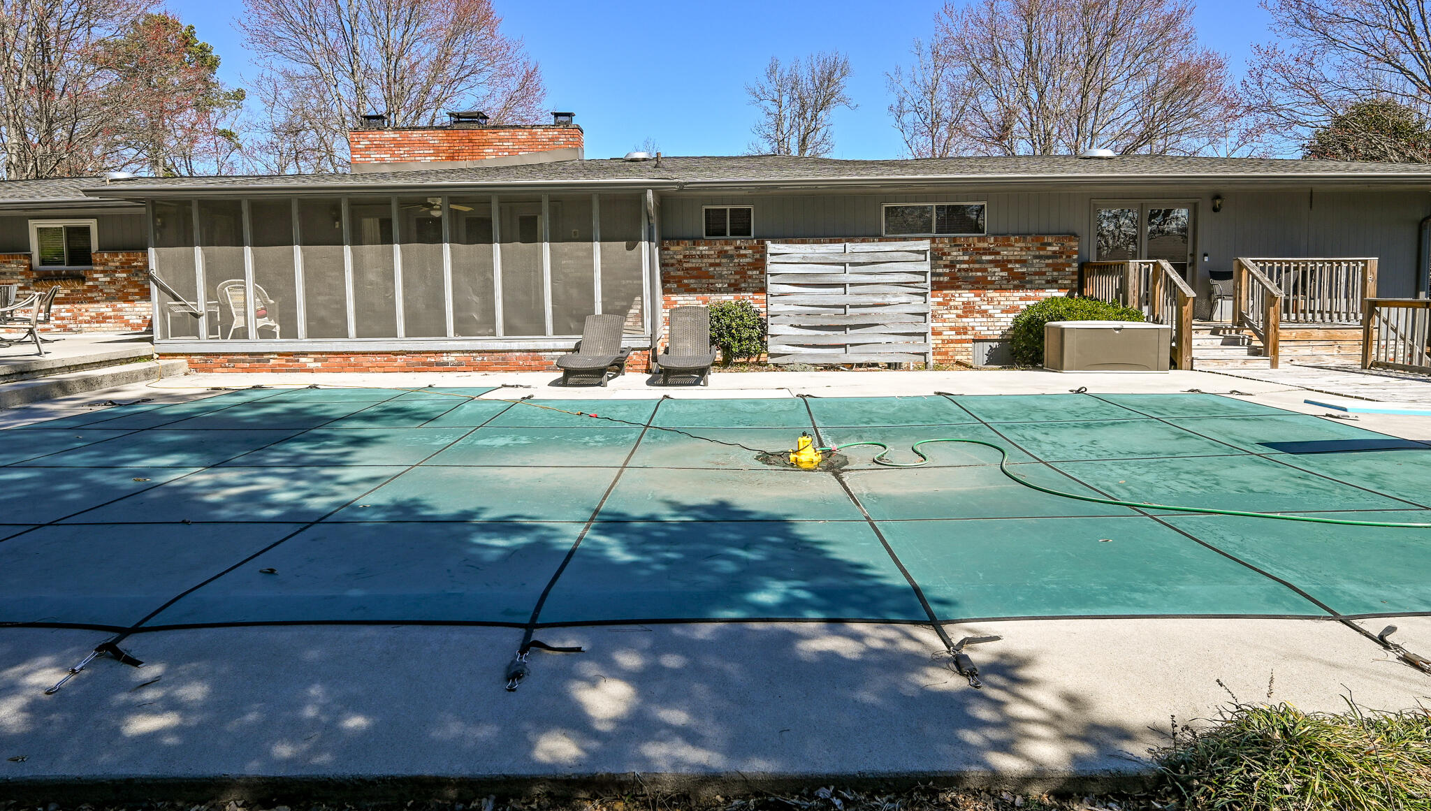 2429 Walnut Drive NW