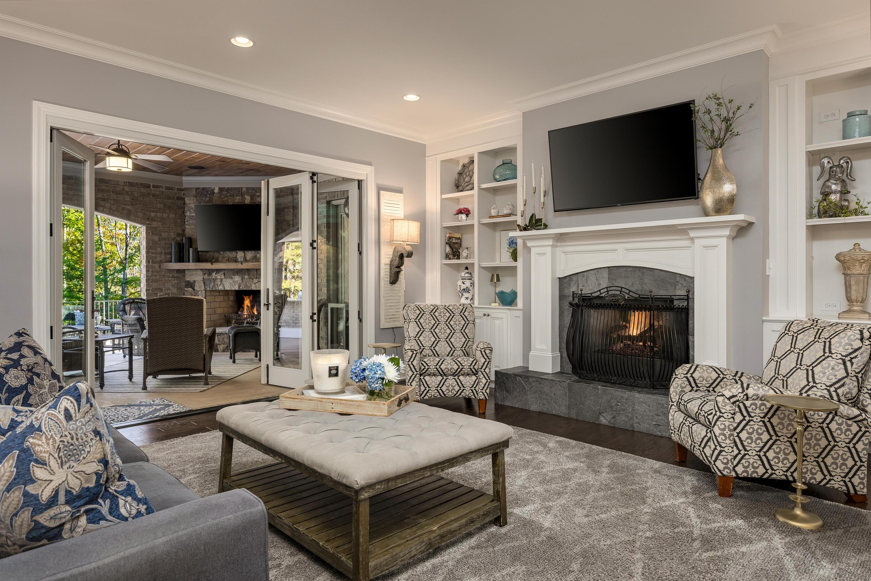 170 Litchfield Lane NW, Cleveland