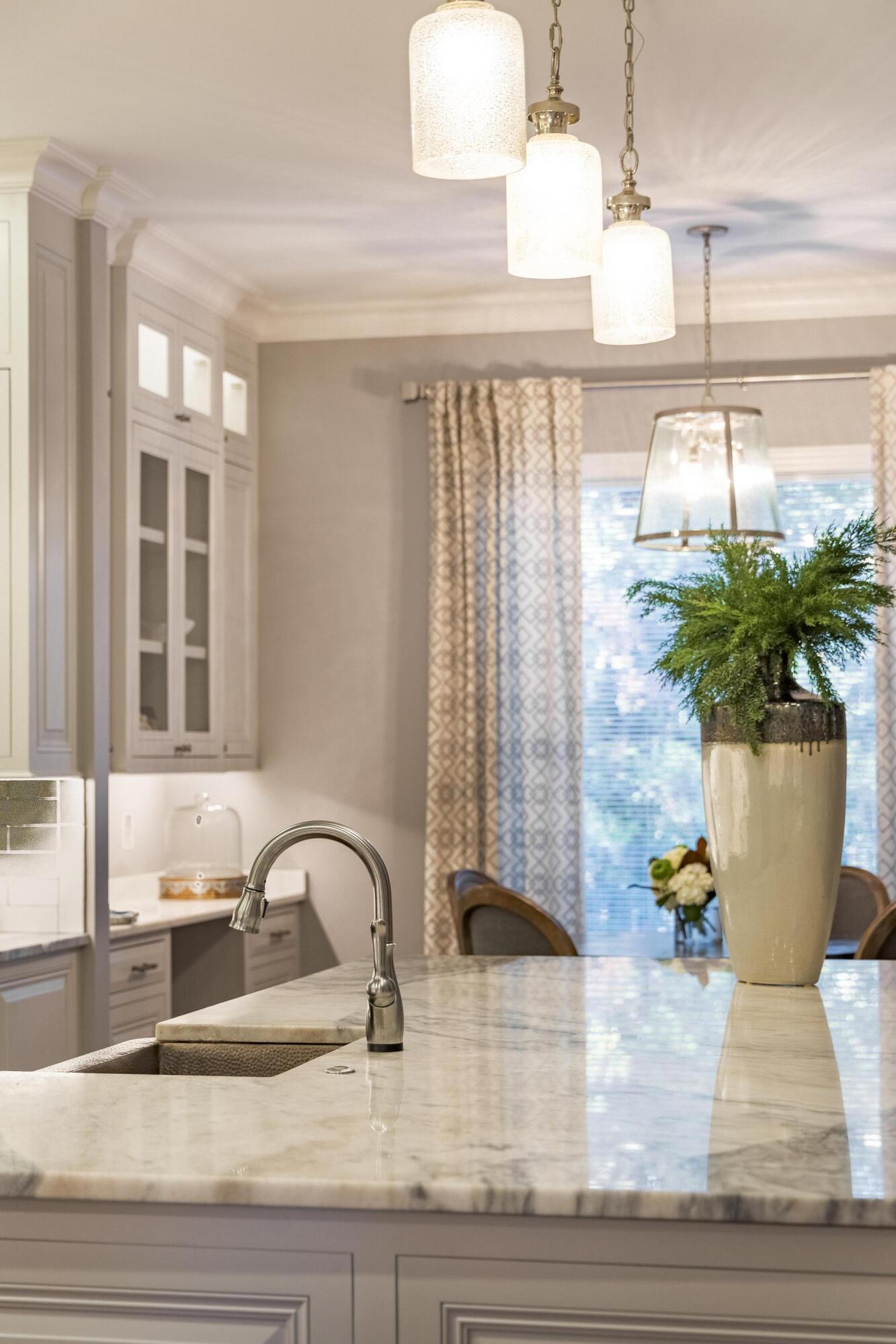 170 Litchfield Lane NW, Cleveland