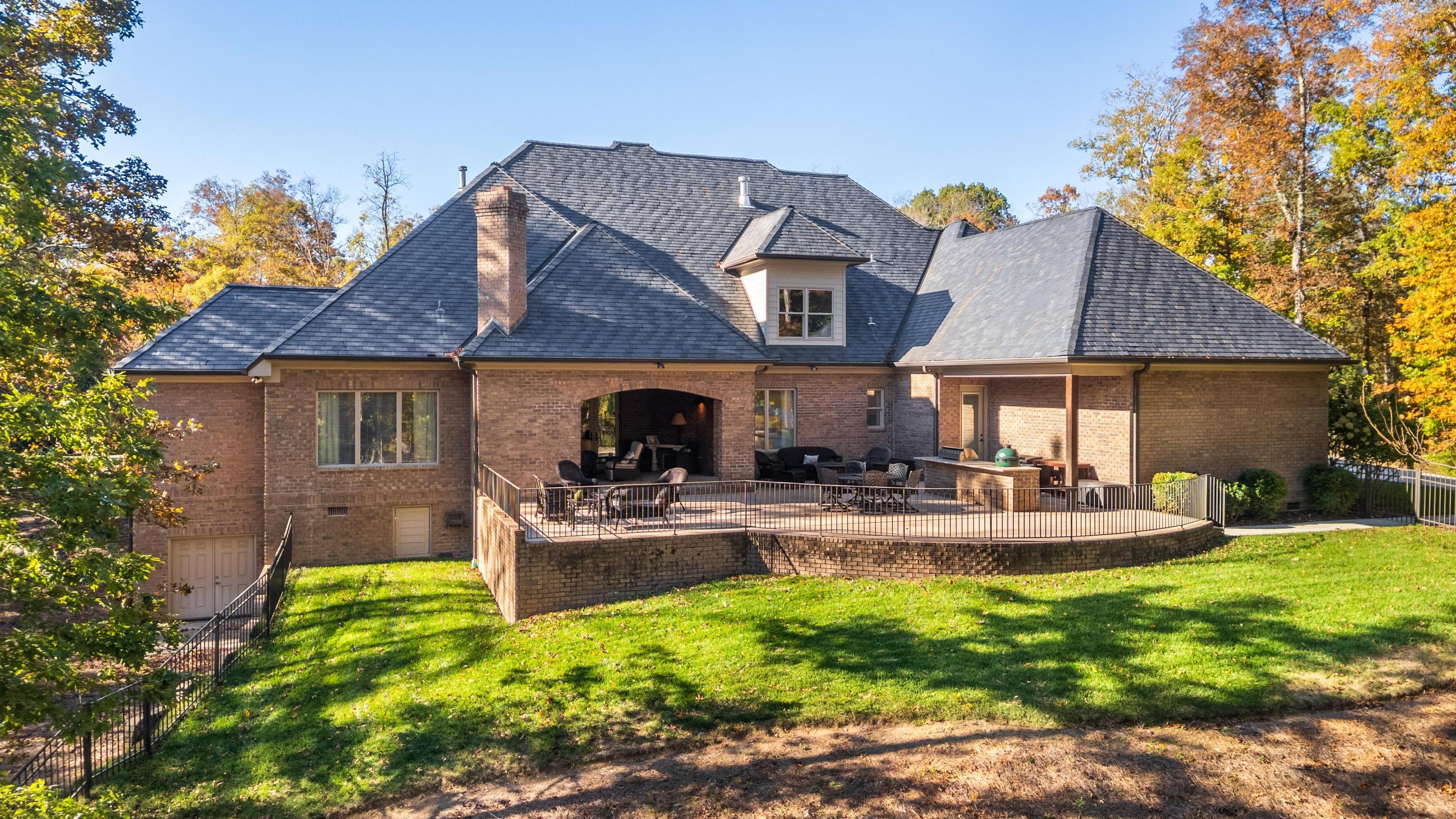 170 Litchfield Lane NW, Cleveland