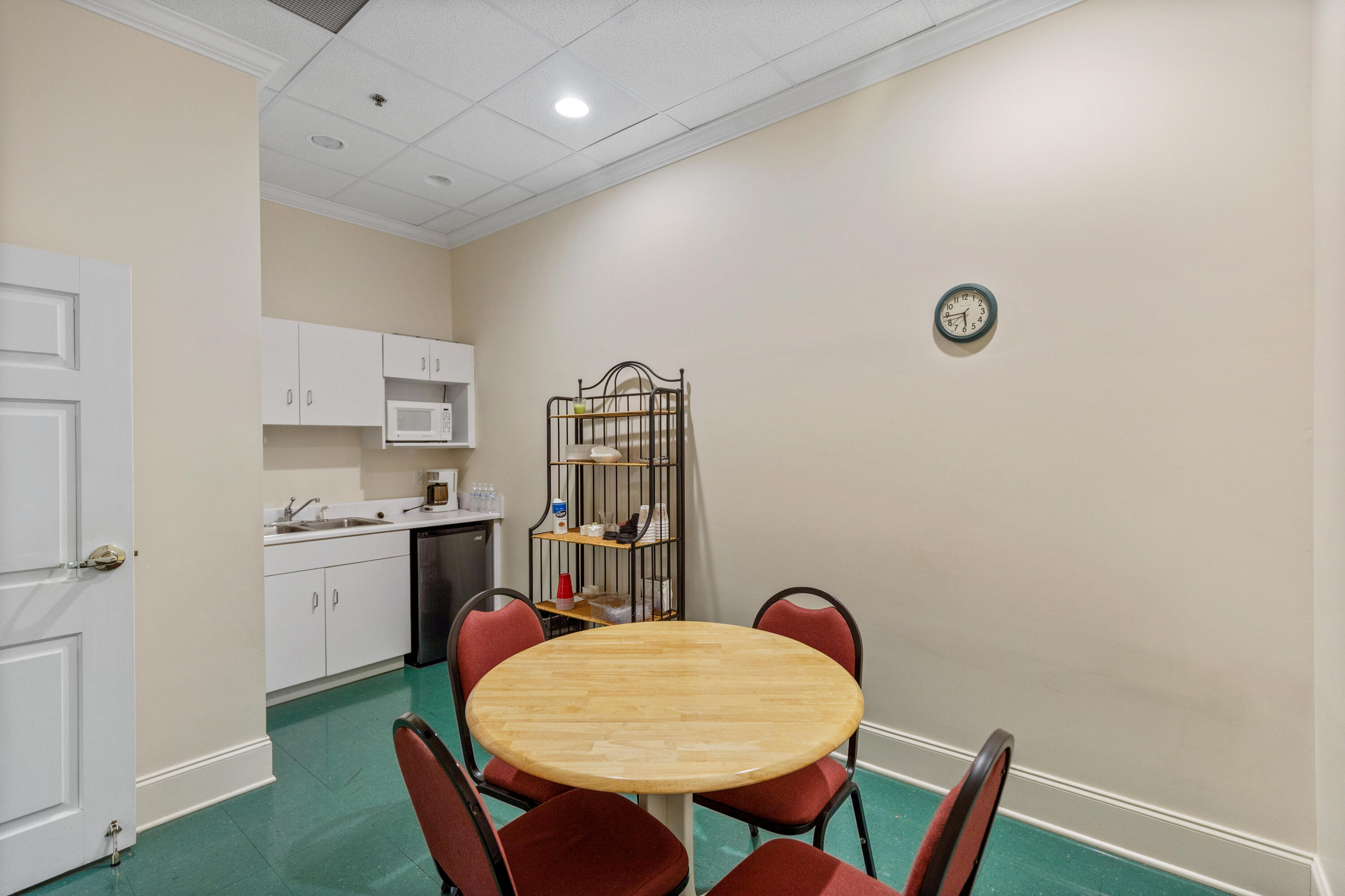 300 N Tennessee Avenue