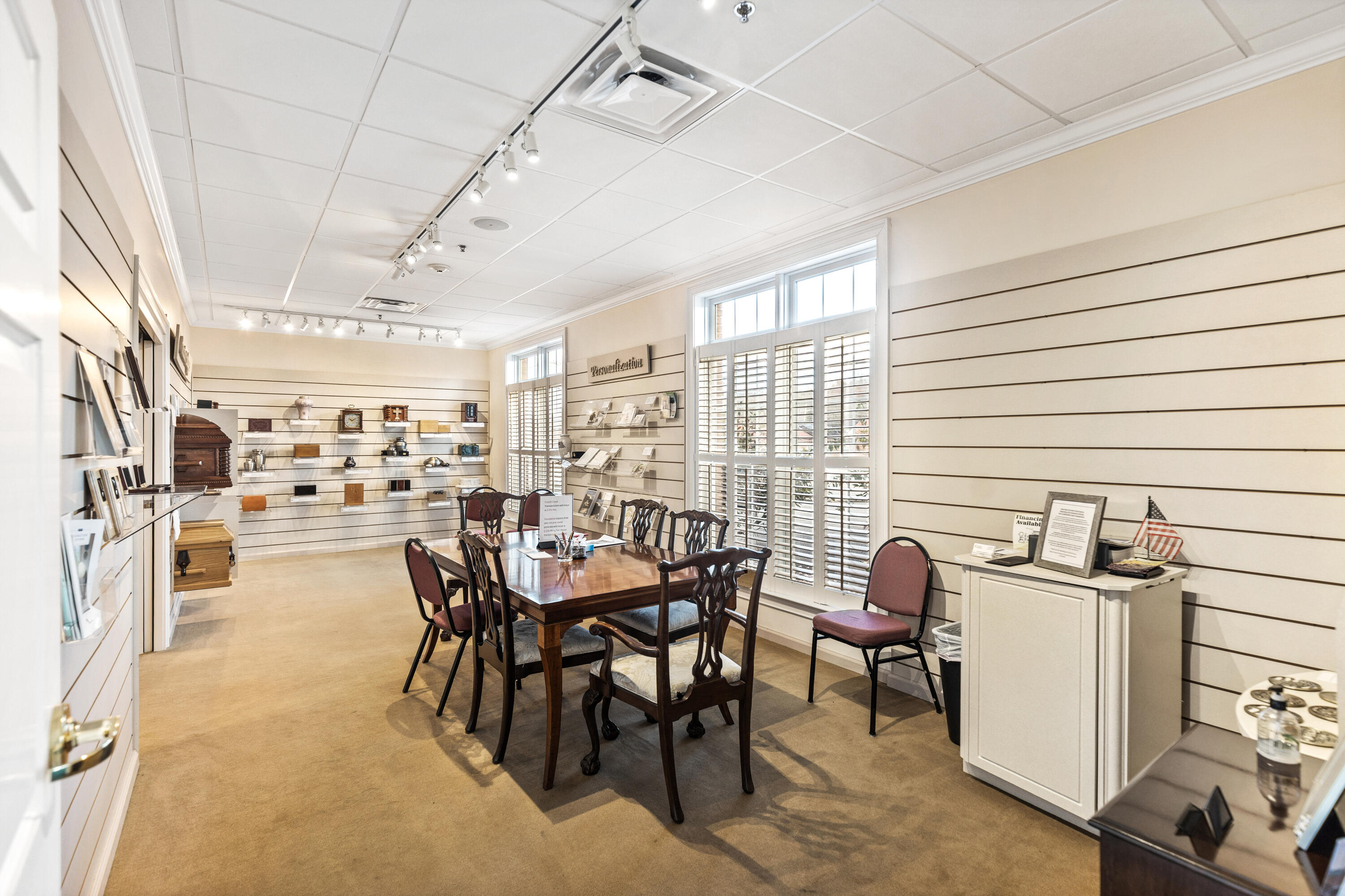 300 N Tennessee Avenue