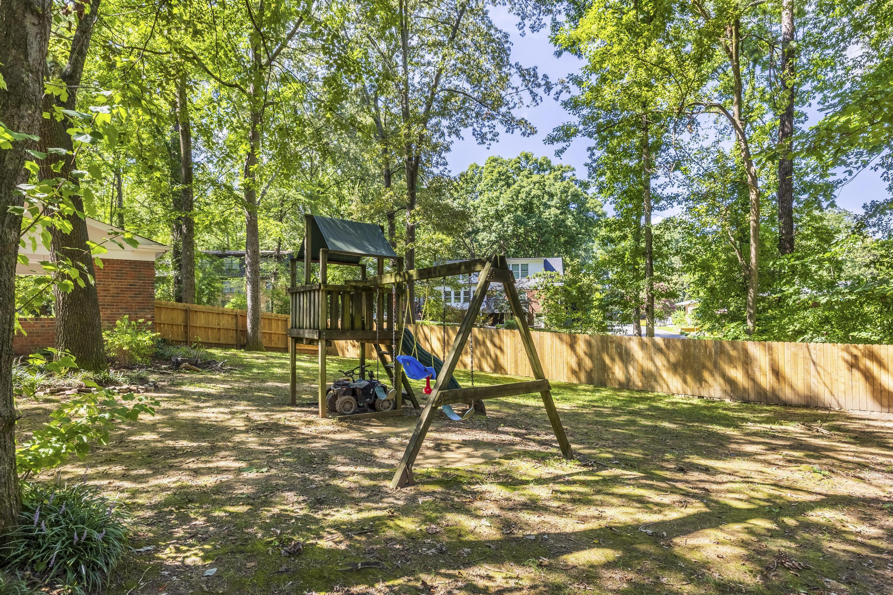 220 Blueberry Hill Road NW