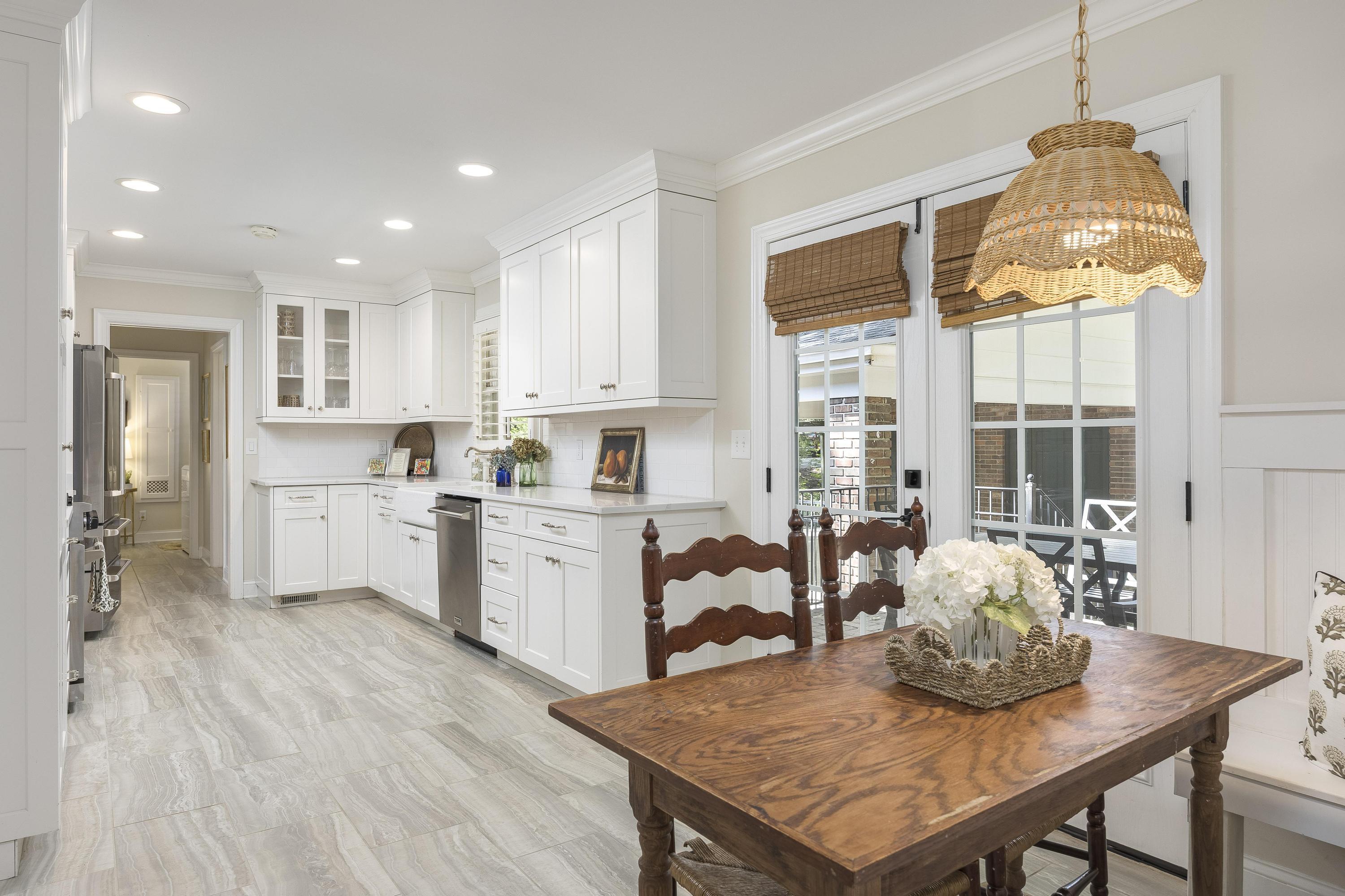 220 Blueberry Hill Road NW