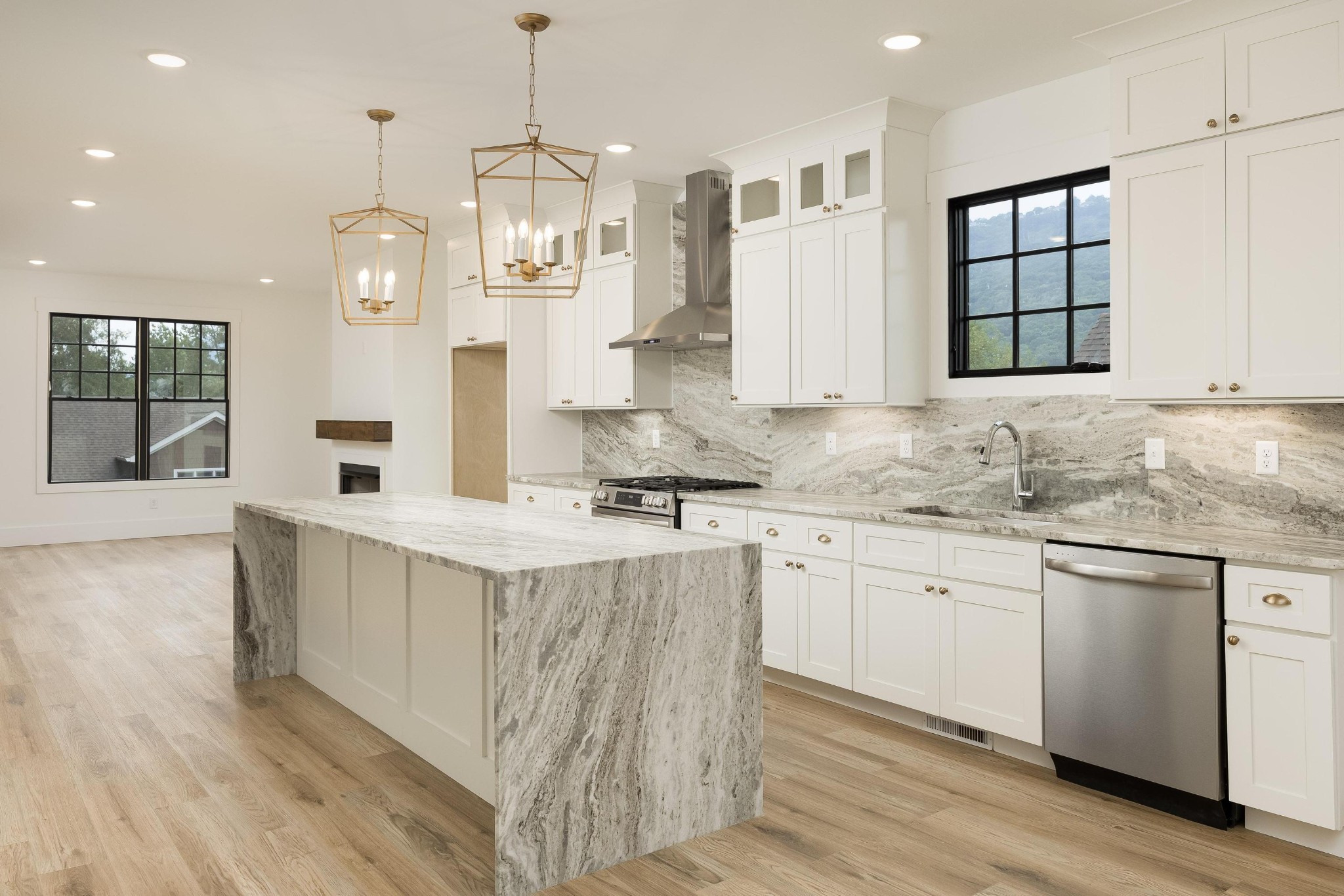 1201 W 46th Street